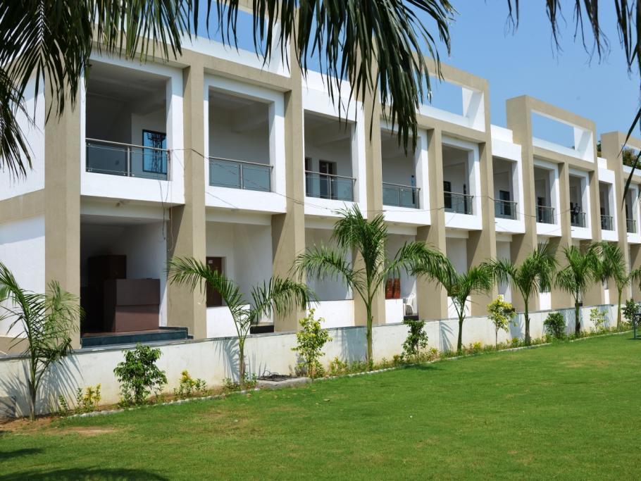 Banyan Paradise Resort Vadodara Exteriör bild