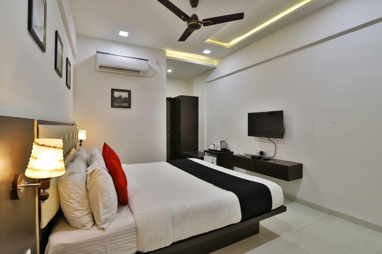 Banyan Paradise Resort Vadodara Exteriör bild